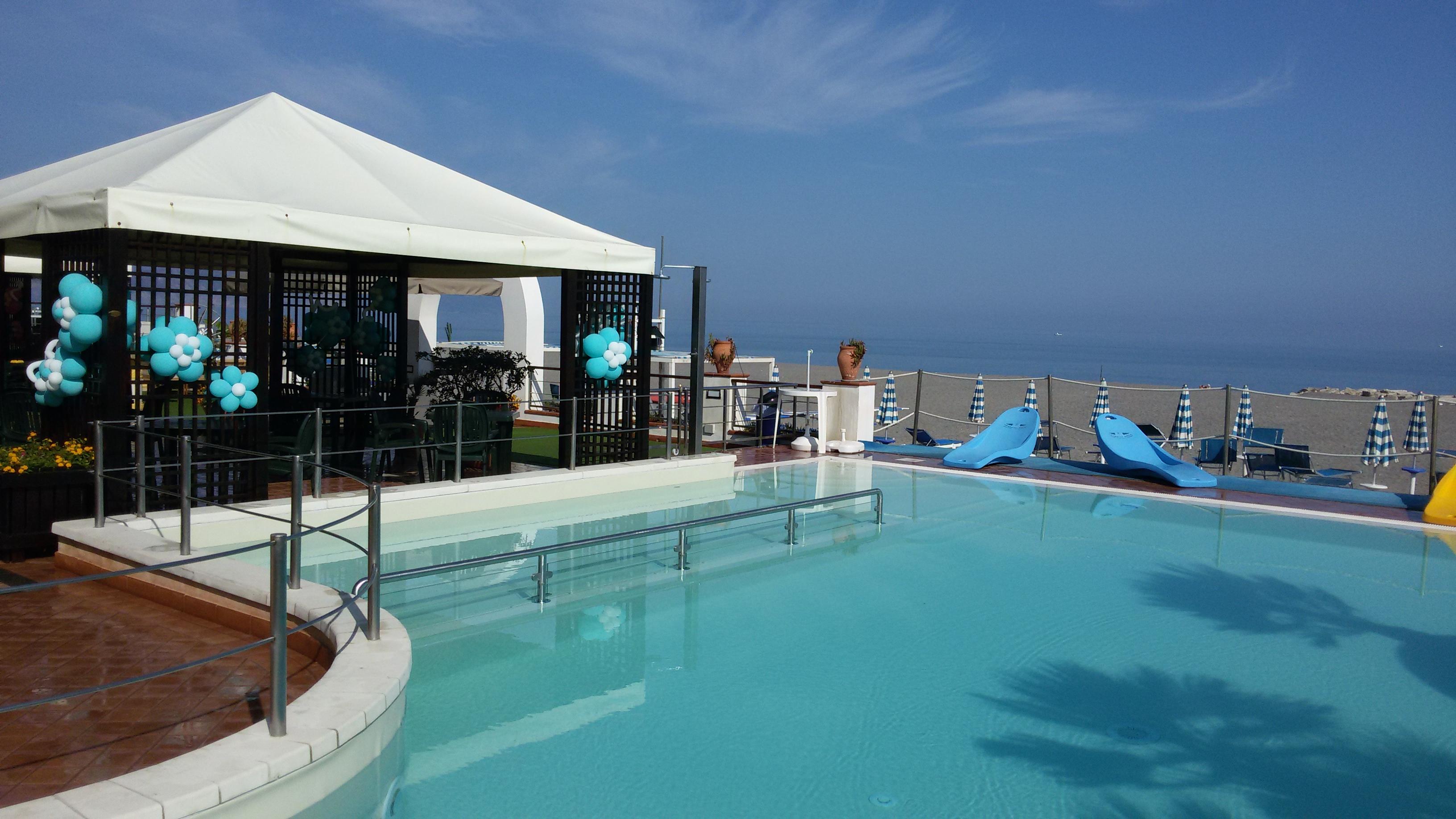 Hotel Il Gabbiano Beach Терме-Вильяторе Экстерьер фото