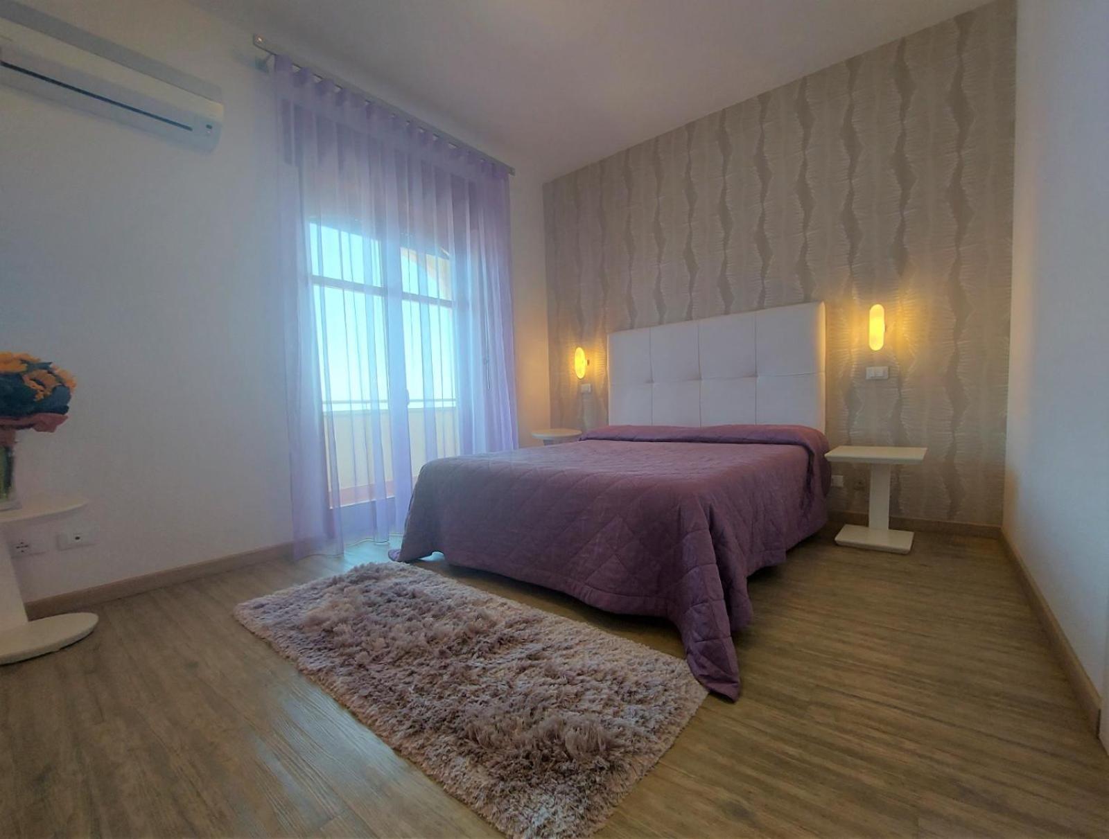 Hotel Il Gabbiano Beach Терме-Вильяторе Экстерьер фото