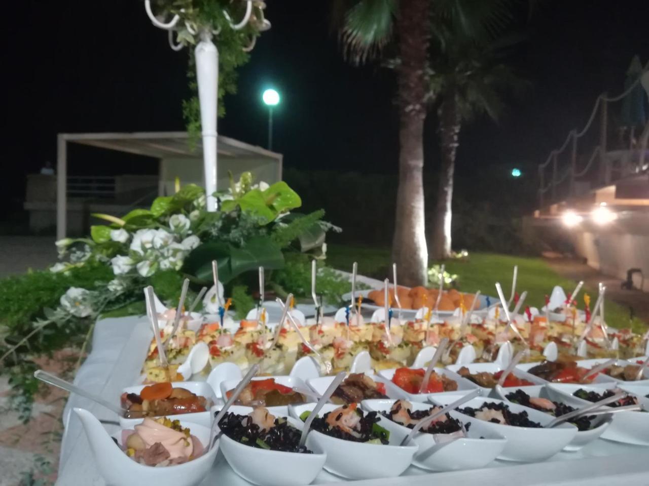 Hotel Il Gabbiano Beach Терме-Вильяторе Экстерьер фото